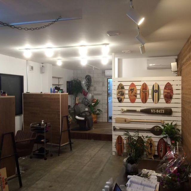ウッド調の店内の様子